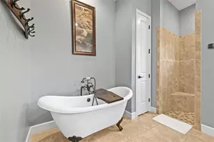 5319 W Trapnell Rd, Dover, FL 33527 - Photo 19