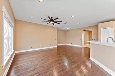 901 Parker Den Drive, Ruskin, FL 33570 - Photo 9