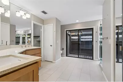 4407 Carrollwood Village Drive, Tampa, FL 33618 - Photo 17