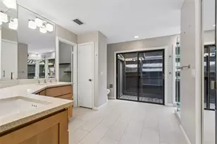 4407 Carrollwood Village Dr, Tampa, FL 33618 - Photo 17
