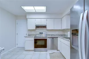 8811 Martinique Ln, Port Richey, FL 34668 - Photo 23