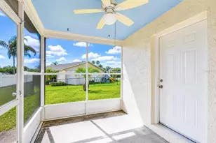 8811 Martinique Ln, Port Richey, FL 34668 - Photo 7