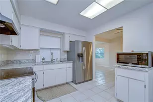 8811 Martinique Ln, Port Richey, FL 34668 - Photo 27