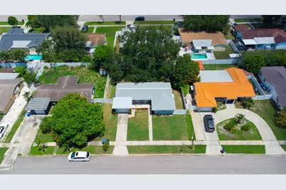 5919 33rd Avenue N, Saint Petersburg, FL 33710 - Photo 3