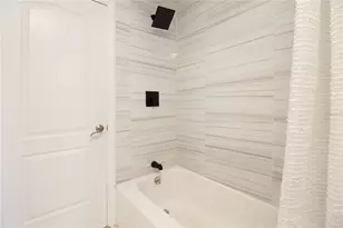 5919 33rd Ave N, Saint Petersburg, FL 33710 - Photo 19