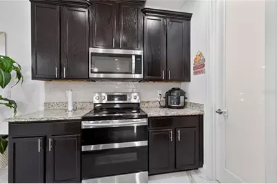 2527 Nouveau Way, Kissimmee, FL 34741 - Photo 15
