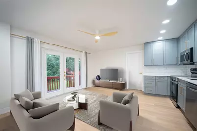 8210 12th Way N #G, Saint Petersburg, FL 33702 - Photo 3