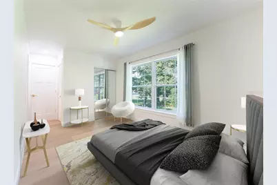 8210 12th Way N #G, Saint Petersburg, FL 33702 - Photo 5
