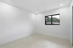 8316 W Forest Cir, Tampa, FL 33615 - Photo 35