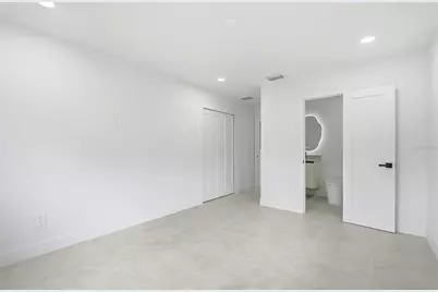 8316 W Forest Circle, Tampa, FL 33615 - Photo 45
