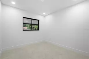 8316 W Forest Cir, Tampa, FL 33615 - Photo 37