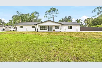 8316 W Forest Circle, Tampa, FL 33615 - Photo 5