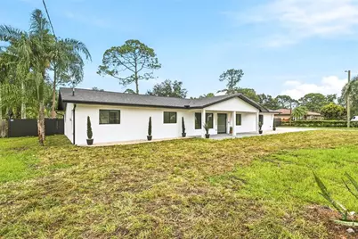 8316 W Forest Circle, Tampa, FL 33615 - Photo 7