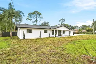 8316 W Forest Cir, Tampa, FL 33615 - Photo 7