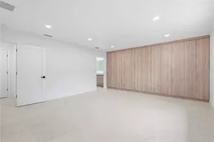 8316 W Forest Cir, Tampa, FL 33615 - Photo 27