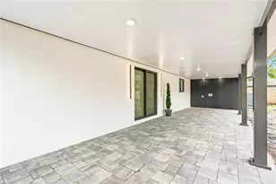 8316 W Forest Cir, Tampa, FL 33615 - Photo 49