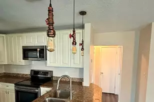 2735 Boca Ciega Dr N, Saint Petersburg, FL 33710 - Photo 7