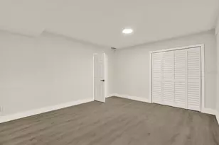 3606 Autumn Palm Dr, Zephyrhills, FL 33541 - Photo 15