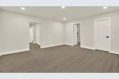3606 Autumn Palm Drive, Zephyrhills, FL 33541 - Photo 23