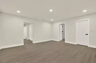 3606 Autumn Palm Dr, Zephyrhills, FL 33541 - Photo 23