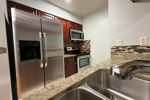 8643 Mallard Reserve Dr, Tampa, FL 33614 - Photo 3
