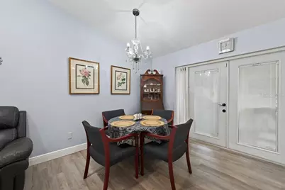 8431 Wakulla Drive, Temple Terrace, FL 33637 - Photo 9