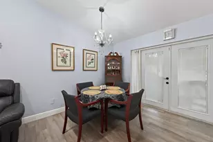 8431 Wakulla Dr, Temple Terrace, FL 33637 - Photo 9