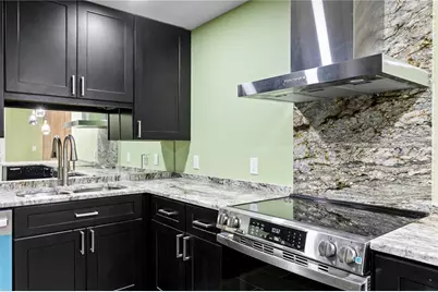 1 Beach Drive SE #1112, Saint Petersburg, FL 33701 - Photo 7