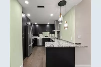 1 Beach Drive SE #1112, Saint Petersburg, FL 33701 - Photo 5