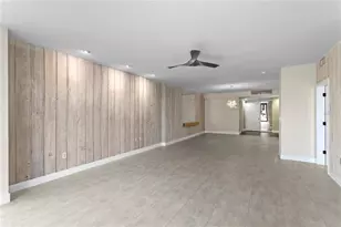 1 Beach Dr SE, Saint Petersburg, FL 33701 - Photo 21