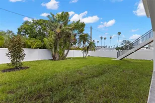 3534 Overlook Dr NE, Saint Petersburg, FL 33703 - Photo 31