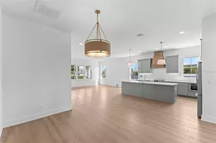 3534 Overlook Dr NE, Saint Petersburg, FL 33703 - Photo 15