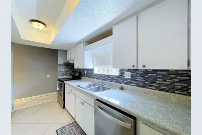 7907 Sabal Drive, Temple Terrace, FL 33637 - Photo 15
