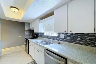 7907 Sabal Dr, Temple Terrace, FL 33637 - Photo 15