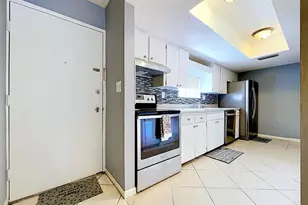 7907 Sabal Dr, Temple Terrace, FL 33637 - Photo 17