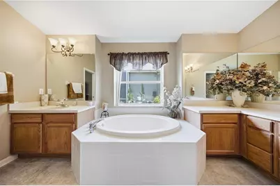 25843 Risen Star Drive, Wesley Chapel, FL 33544 - Photo 19