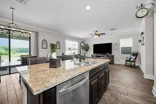 19576 Breynia Dr, Lutz, FL 33558 - Photo 9