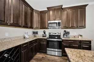 19576 Breynia Dr, Lutz, FL 33558 - Photo 11