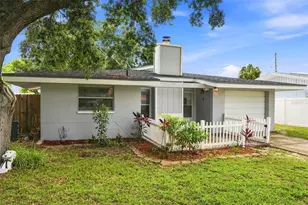 1680 Pinehurst Rd, Dunedin, FL 34698 - Photo 3