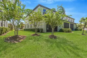6033 Acara Ln, Land O Lakes, FL 34638 - Photo 11