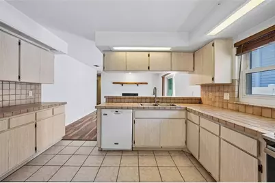 144 8th Avenue N, Saint Petersburg, FL 33701 - Photo 15