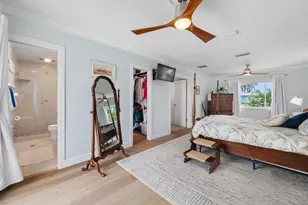 530 79th St S, Saint Petersburg, FL 33707 - Photo 33