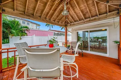 530 79th Street S, Saint Petersburg, FL 33707 - Photo 43