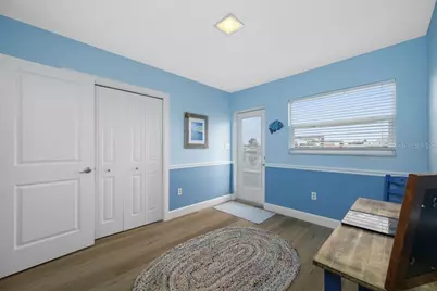 530 79th Street S, Saint Petersburg, FL 33707 - Photo 27