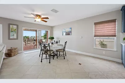 530 79th Street S, Saint Petersburg, FL 33707 - Photo 17
