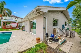 530 79th St S, Saint Petersburg, FL 33707 - Photo 45
