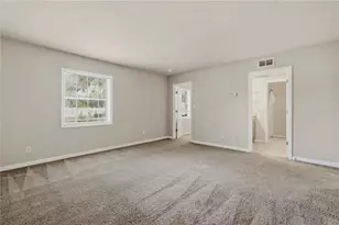 151 Sea Horse Dr SE, Saint Petersburg, FL 33705 - Photo 17