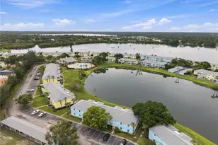 151 Sea Horse Dr SE, Saint Petersburg, FL 33705 - Photo 39