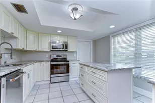 4723 Southbreeze Dr, Tampa, FL 33624 - Photo 13