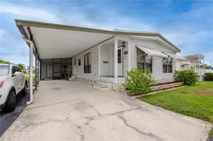 6821 Americana Dr NE, Saint Petersburg, FL 33702 - Photo 1